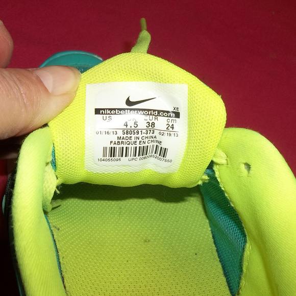 * SOLD * Women's Nike Free 5.0 Runners Size 7 - Picture 6 of 8